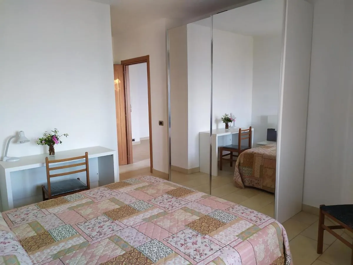 アーチ・カステッロ Nero Basalto Azzurro Mare Bed & Breakfast イタリア